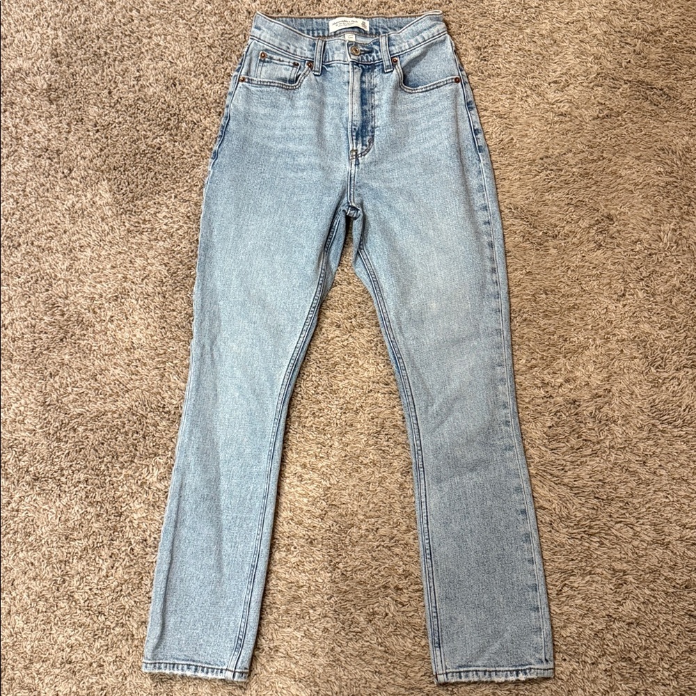 Abercrombie & Fitch 90s Slim Straight Ultra High Rise Jeans